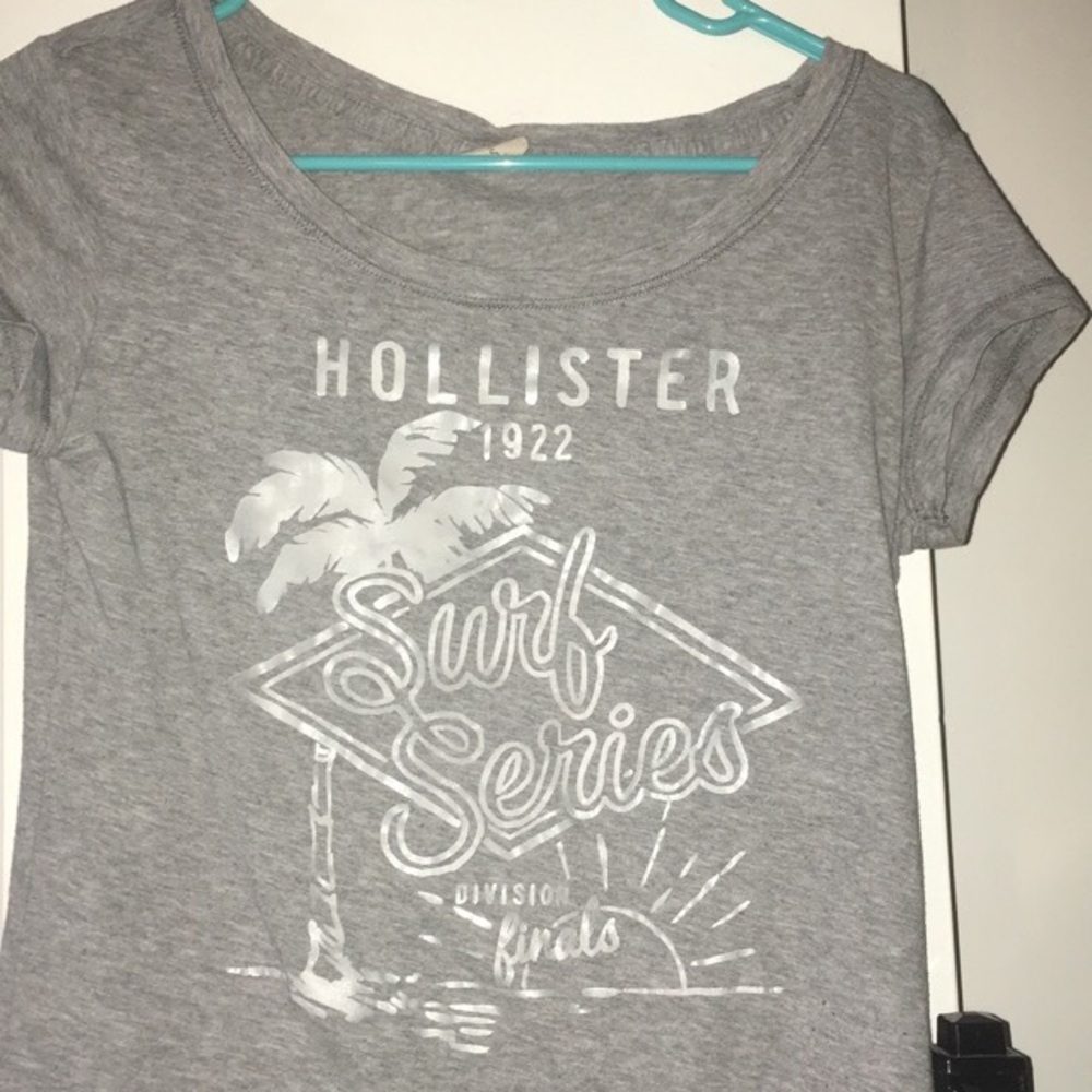 Gray Hollister Surf Series Tee